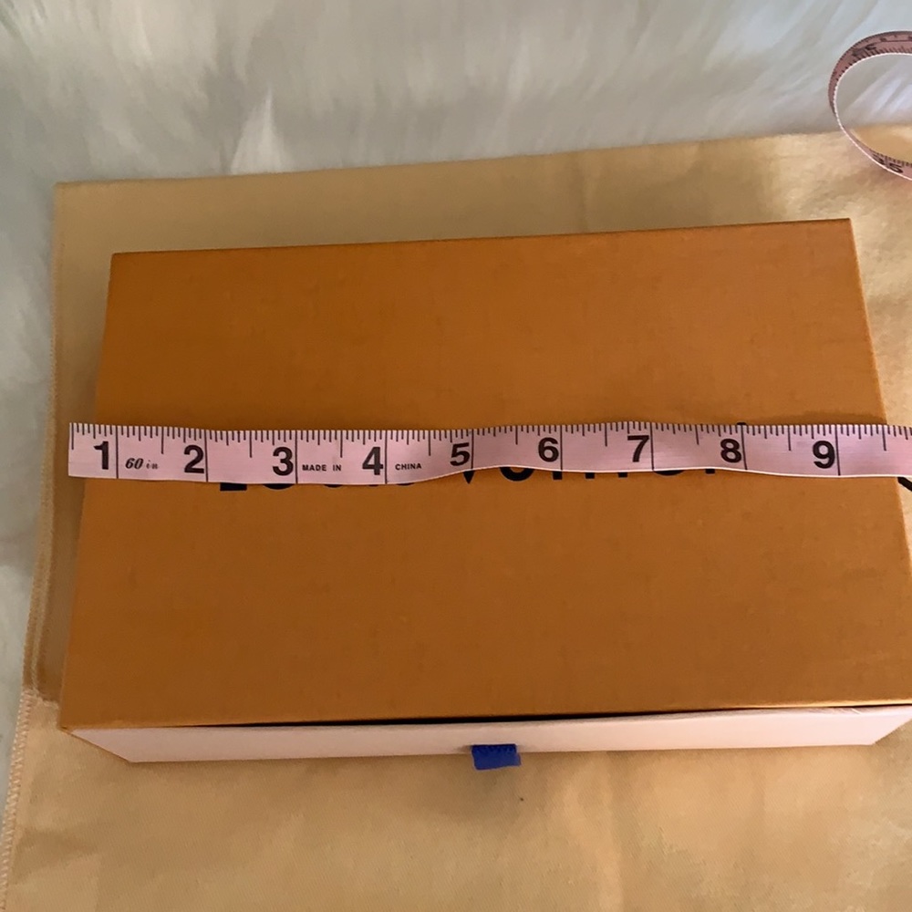 Guarantee Authentic Preowned Lv Box And Dustbag - image 3